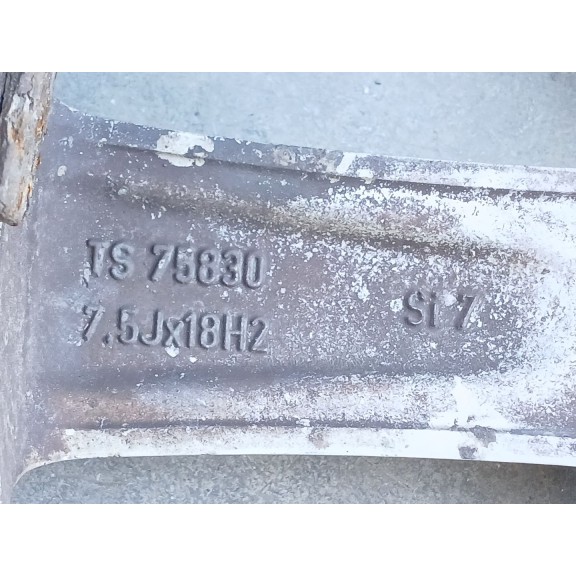 Recambio de llanta para chrysler 300c (lx, le) 3.0 crd referencia OEM IAM 82209396.  