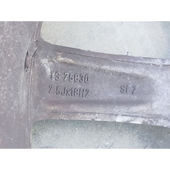 Recambio de llanta para chrysler 300c (lx, le) 3.0 crd referencia OEM IAM 82209396.  