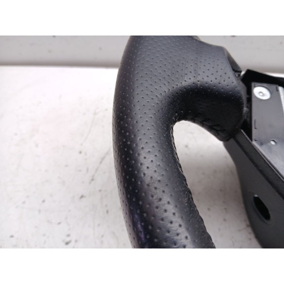 Recambio de volante para nissan juke (f15) 1.2 dig-t referencia OEM IAM 34127617b  