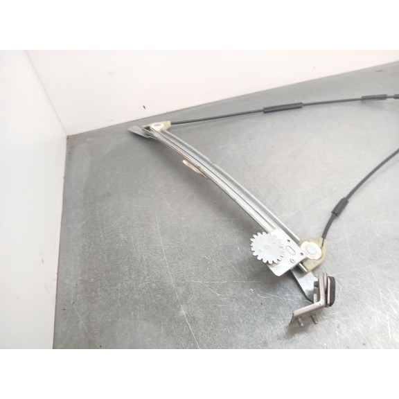 Recambio de elevalunas delantero derecho para bmw 1 (e81) 116 d referencia OEM IAM 51337165596  