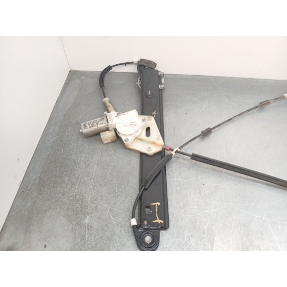 Recambio de elevalunas delantero izquierdo para bmw 1 (e81) 116 d referencia OEM IAM 51337165595  