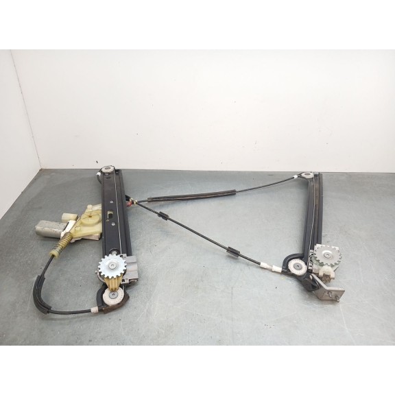 Recambio de elevalunas delantero izquierdo para bmw 1 (e81) 116 d referencia OEM IAM 51337165595  