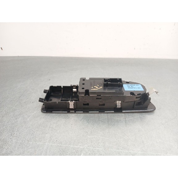 Recambio de mando elevalunas delantero izquierdo para bmw 1 (e81) 116 d referencia OEM IAM 921652001  