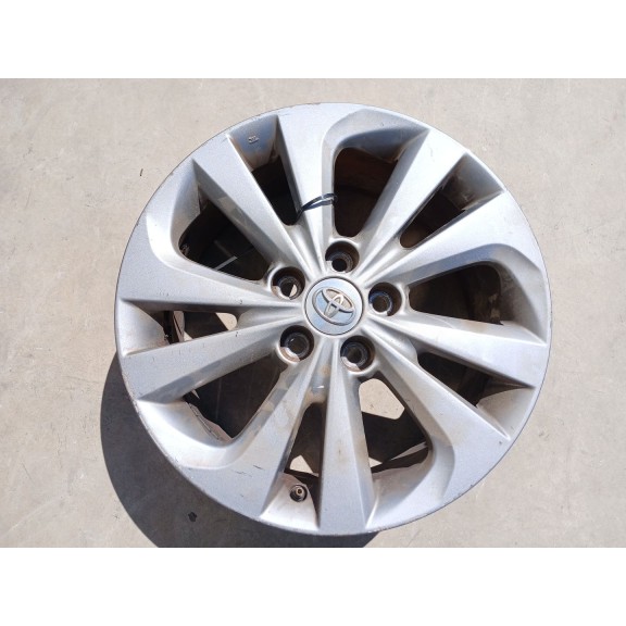 Recambio de llanta para toyota auris touring sports (e18) hybrid active referencia OEM IAM   