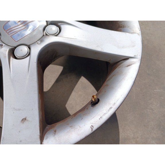 Recambio de llanta trasera izquierda para seat altea (5p1) 1.9 tdi referencia OEM IAM 1P0601025A. 1K0601027K03C  
