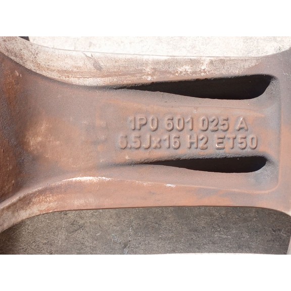 Recambio de llanta trasera izquierda para seat altea (5p1) 1.9 tdi referencia OEM IAM 1P0601025A. 1K0601027K03C  