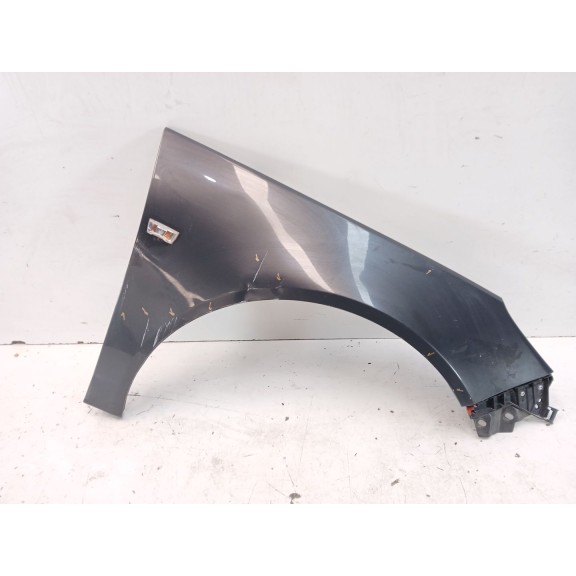 Recambio de aleta delantera derecha para opel insignia a (g09) 1.6 cdti (68) referencia OEM IAM 13277521  