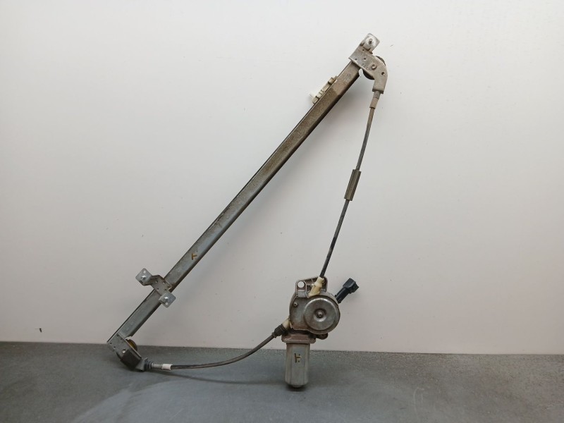 Recambio de elevalunas delantero derecho para peugeot boxer autobús (230p) 2.8 hdi referencia OEM IAM  2 pines 