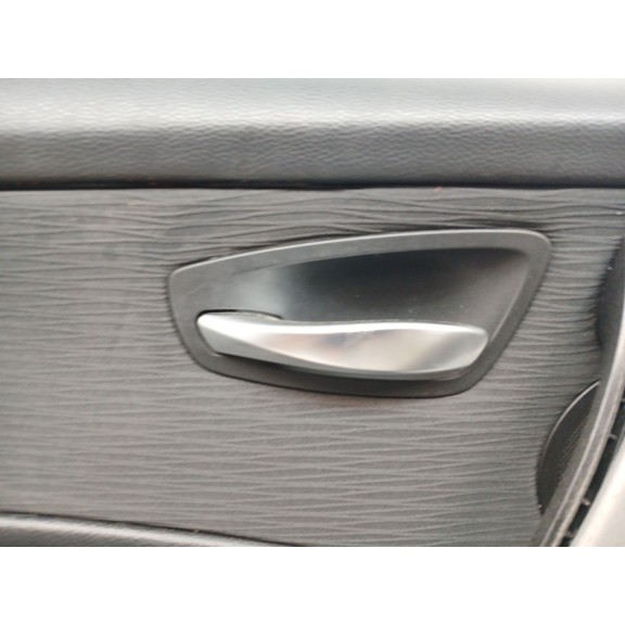 Recambio de guarnecido puerta delantera izquierda para bmw 1 (e81) 116 d referencia OEM IAM 10628510 9277930 