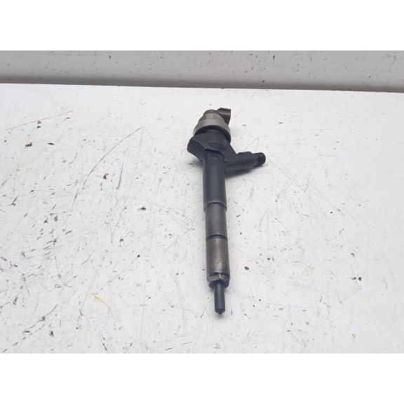 Recambio de inyector para opel zafira b essentia referencia OEM IAM 973762703  