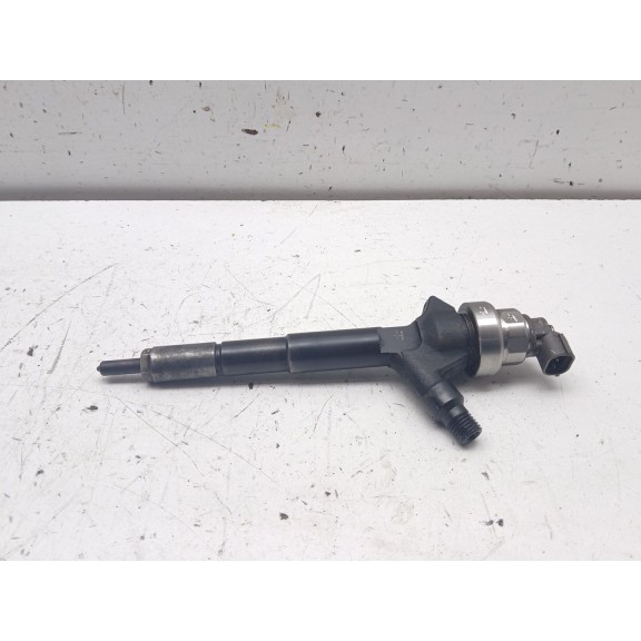 Recambio de inyector para opel zafira b essentia referencia OEM IAM 973762703  