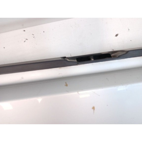 Recambio de porton trasero para volvo xc90 2.4 diesel cat referencia OEM IAM 39852821  