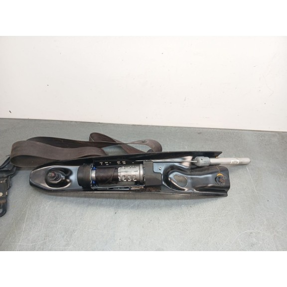 Recambio de pretensor airbag derecho para volvo xc90 2.4 diesel cat referencia OEM IAM   