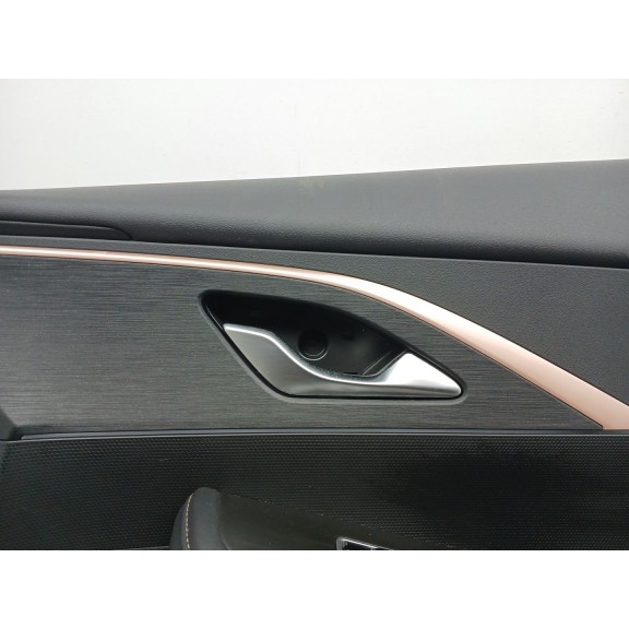 Recambio de guarnecido puerta delantera derecha para omoda 5 referencia OEM IAM 403005149aa  