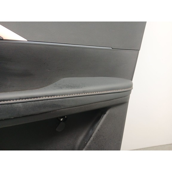 Recambio de guarnecido puerta delantera derecha para omoda 5 referencia OEM IAM 403005149aa  