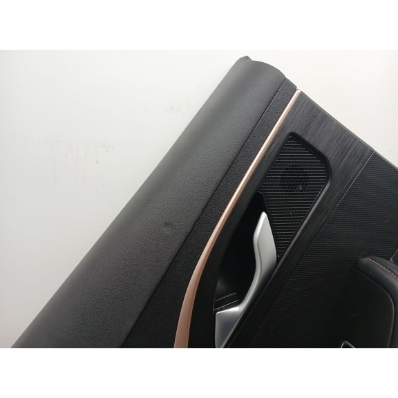 Recambio de guarnecido puerta trasera izquierda para omoda 5 referencia OEM IAM 403005151aa  