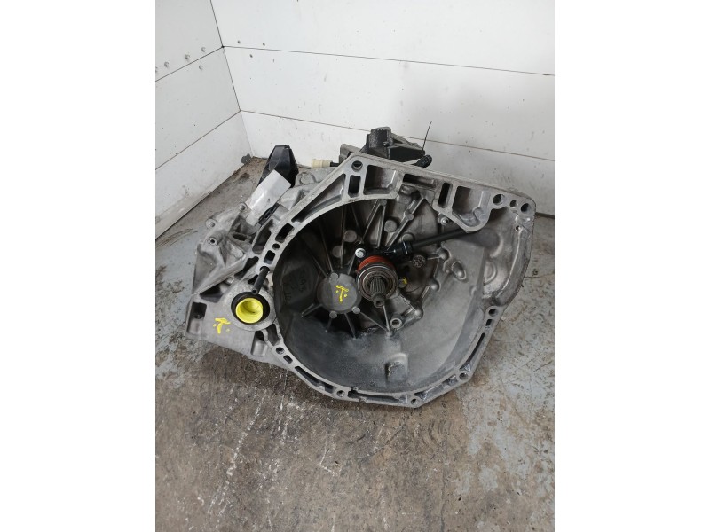 Recambio de caja cambios para renault megane iii sport tourer dynamique referencia OEM IAM TL4063 75.000KM 6V