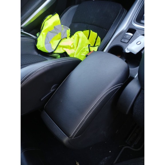 Recambio de apoyabrazos central para renault kadjar (ha_, hl_) 1.2 tce 130 referencia OEM IAM 969108008r  