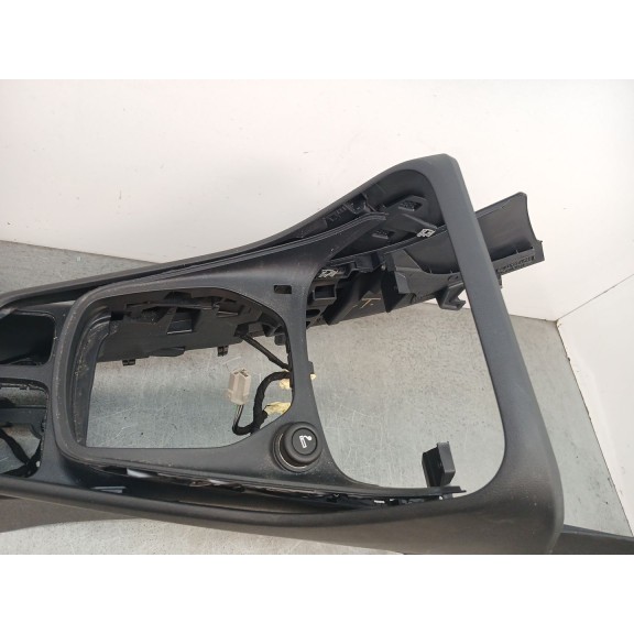 Recambio de apoyabrazos central para ford puma (j2k, cf7) 1.0 ecoboost referencia OEM IAM L1TBS045A07  