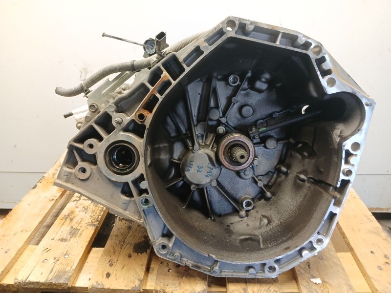 Recambio de caja cambios para nissan qashqai ii (j11, j11_) 1.5 dci referencia OEM IAM TL6100  