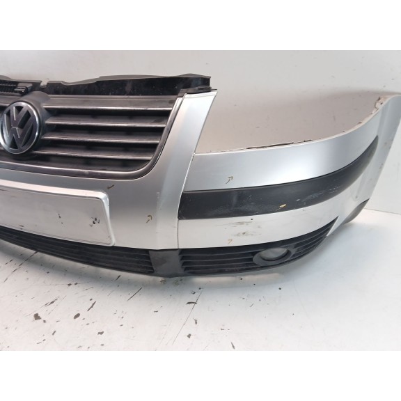 Recambio de paragolpes delantero para volkswagen passat b5.5 (3b3) 1.9 tdi referencia OEM IAM   
