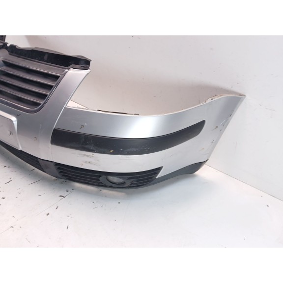 Recambio de paragolpes delantero para volkswagen passat b5.5 (3b3) 1.9 tdi referencia OEM IAM   