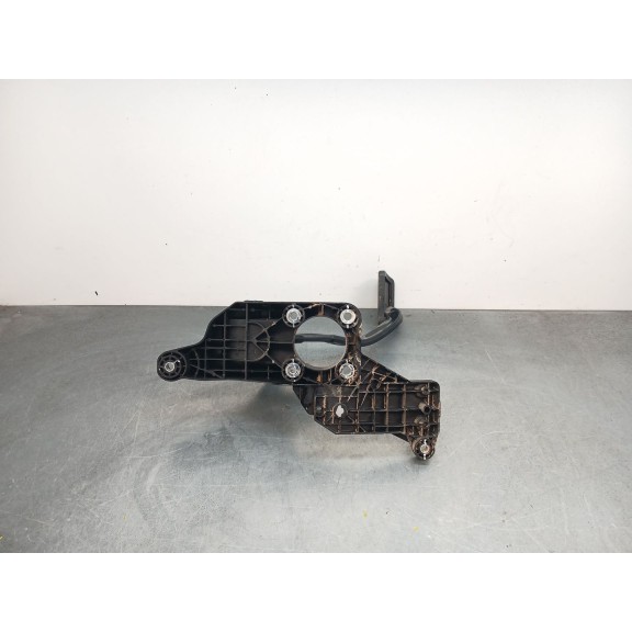 Recambio de pedal freno para omoda 5 referencia OEM IAM 204000920aa  