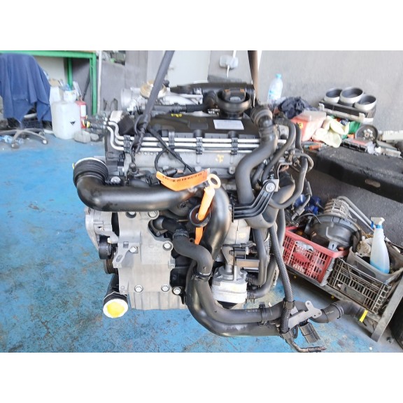Recambio de motor completo para volkswagen golf v (1k1) 1.9 tdi referencia OEM IAM BXE  B