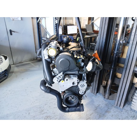 Recambio de motor completo para volkswagen golf v (1k1) 1.9 tdi referencia OEM IAM BXE  B