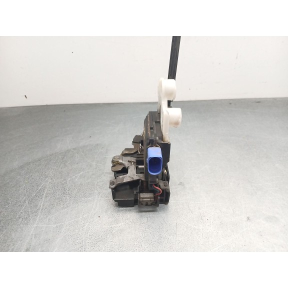 Recambio de cerradura puerta trasera derecha para seat altea (5p1) 1.9 tdi referencia OEM IAM 7L0839016D  