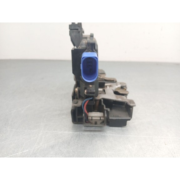 Recambio de cerradura puerta trasera izquierda para seat altea (5p1) 1.9 tdi referencia OEM IAM 7L0839015D  
