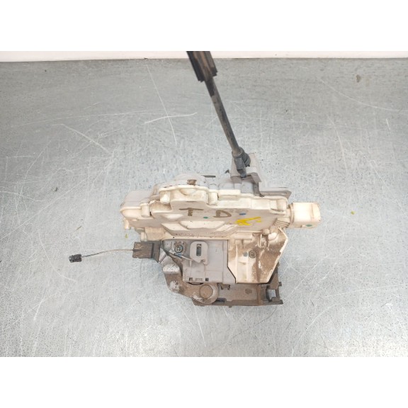 Recambio de cerradura puerta trasera derecha para seat altea (5p1) 1.9 tdi referencia OEM IAM 7L0839016D  