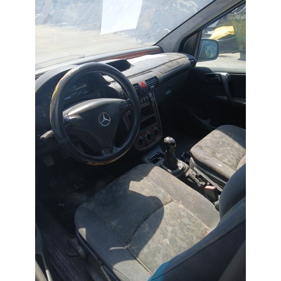 mercedes-benz vaneo (414) del año 2003