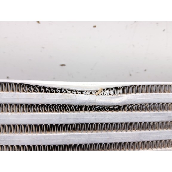 Recambio de intercooler para omoda 5 referencia OEM IAM 302001736aa  