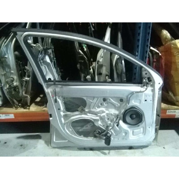 Recambio de puerta delantera izquierda para opel vectra c berlina comfort referencia OEM IAM  PLATA 