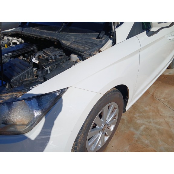 Recambio de aleta delantera izquierda para seat ibiza v (kj1, kjg) 1.0 mpi referencia OEM IAM 6F0821105B  