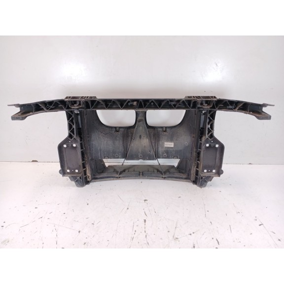 Recambio de panel frontal para bmw 1 (e81) 116 d referencia OEM IAM 51647193192  