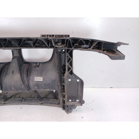 Recambio de panel frontal para bmw 1 (e81) 116 d referencia OEM IAM 51647193192  