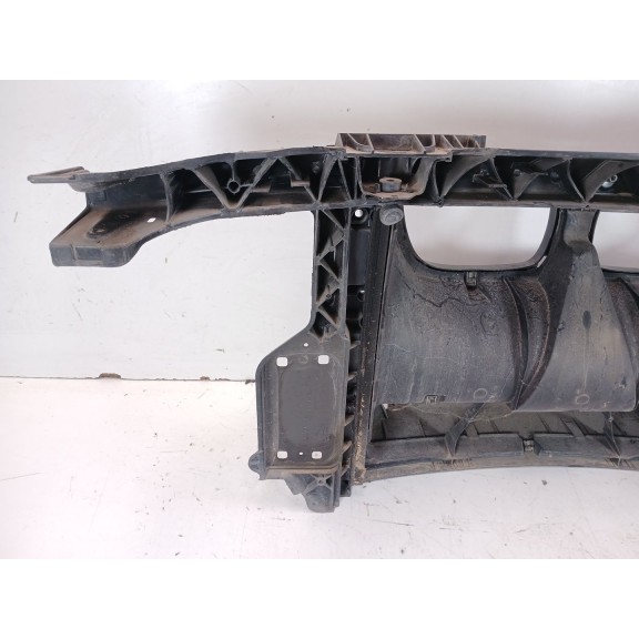 Recambio de panel frontal para bmw 1 (e81) 116 d referencia OEM IAM 51647193192  