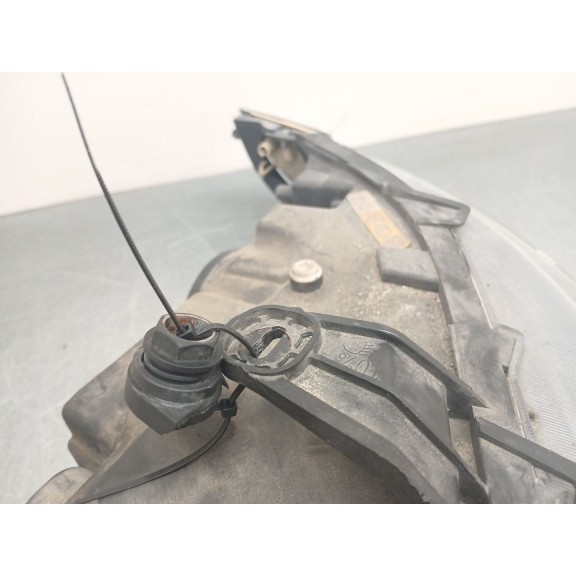 Recambio de faro izquierdo para saab 9-5 station wagon (ys3e) 1.9 tid referencia OEM IAM   