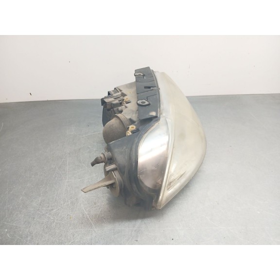 Recambio de faro derecho para volkswagen passat b5.5 (3b3) 1.9 tdi referencia OEM IAM 3b0941016an  