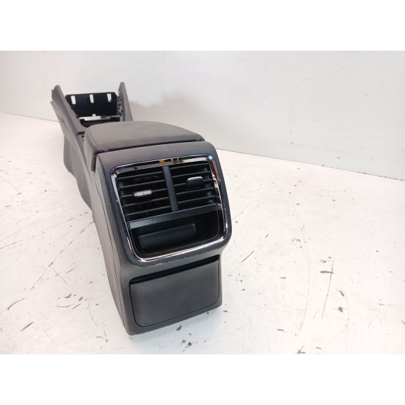 Recambio de apoyabrazos central para skoda octavia iv (nx3, nn3, pv3) 1.5 tsi referencia OEM IAM   