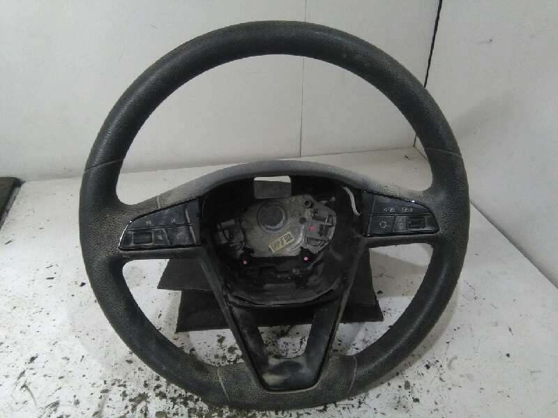 Recambio de volante para seat ibiza (6p1) reference referencia OEM IAM 5F0419091AZ 3 RADIOS CON MANDOS 5F0919719