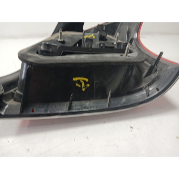 Recambio de piloto trasero izquierdo para toyota avensis (_t25_) 2.0 (azt250_) referencia OEM IAM 89031396  