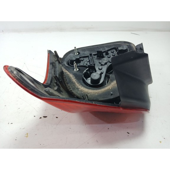 Recambio de piloto trasero izquierdo para toyota avensis (_t25_) 2.0 (azt250_) referencia OEM IAM 89031396  