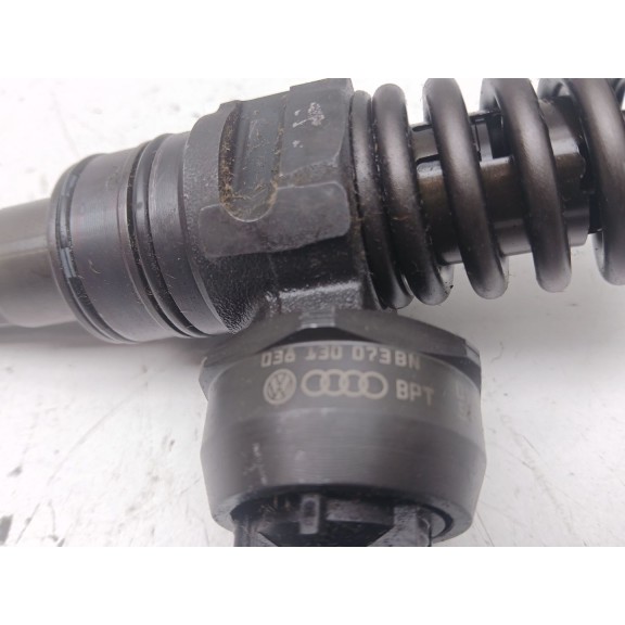 Recambio de inyector para seat ibiza iii (6l1) 1.4 tdi referencia OEM IAM 038130073bn  