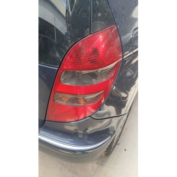 PILOTO TRASERO DERECHO A1698201064R 