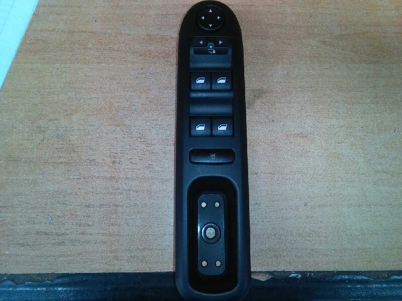 Recambio de mando elevalunas delantero izquierdo para peugeot 407 referencia OEM IAM  NUEVO 4 TECLAS PLEGABLE