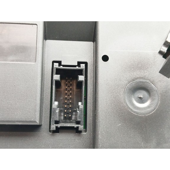 Recambio de cuadro instrumentos para bmw 1 (e87) 120 d referencia OEM IAM 1041568 918705002 6883531