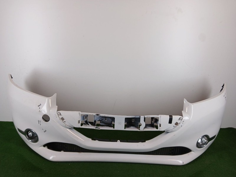 Recambio de paragolpes delantero para peugeot 208 i (ca_, cc_) 1.6 referencia OEM IAM 9672794477  
